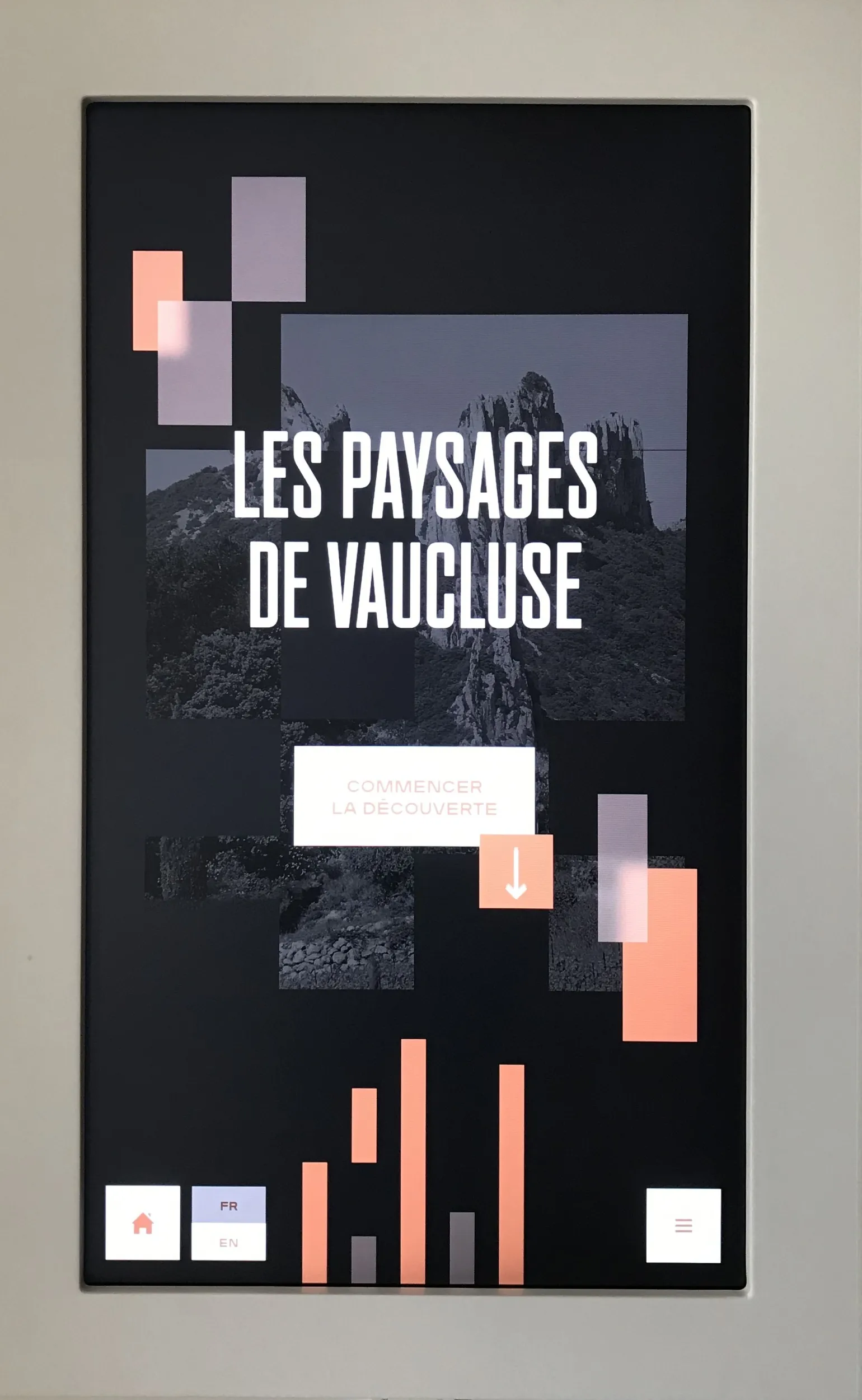 Image sur l'écran d'accueil "Les paysages de Vaucluse"