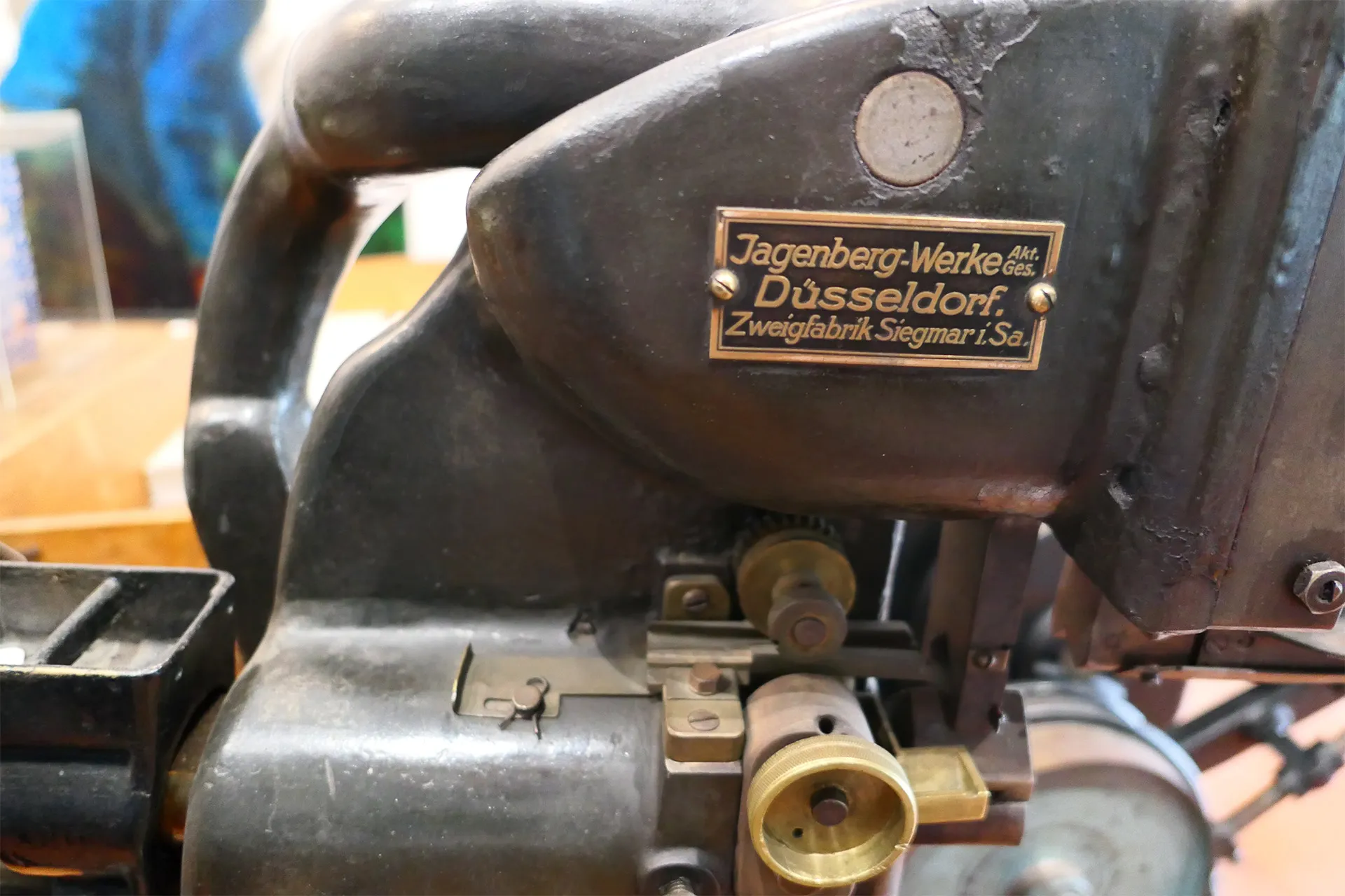 Appareil mécanique en métal
